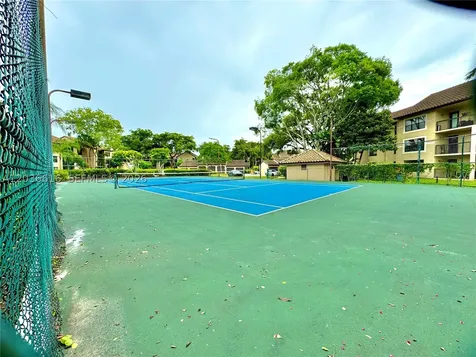 4581 W Mcnab Road Pompano Beach FL 33069
