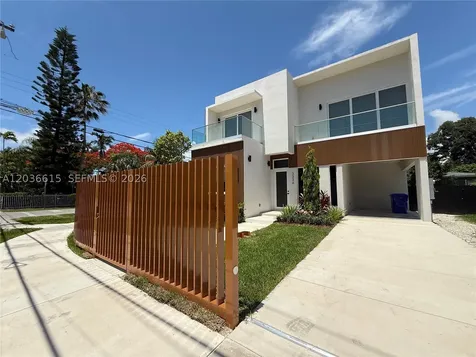 3326 Elizabeth Street Miami FL 33133