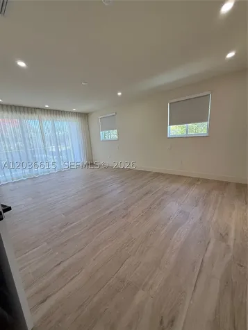3326 Elizabeth Street Miami FL 33133