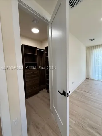 3326 Elizabeth Street Miami FL 33133