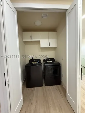 3326 Elizabeth Street Miami FL 33133