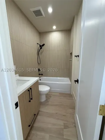 3326 Elizabeth Street Miami FL 33133