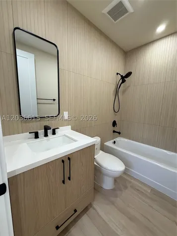 3326 Elizabeth Street Miami FL 33133