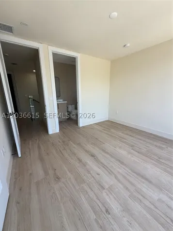 3326 Elizabeth Street Miami FL 33133