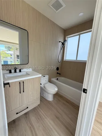 3326 Elizabeth Street Miami FL 33133