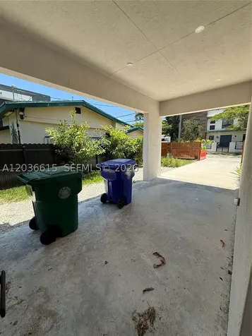 3326 Elizabeth Street Miami FL 33133