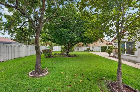 1334 NW 127th Drive Sunrise FL 33323