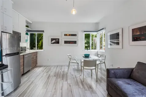 1560 Meridian Avenue Miami Beach FL 33139