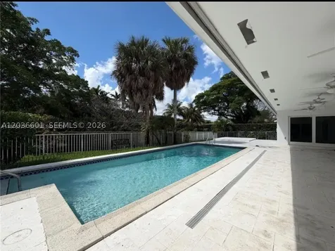 4934 NW 94th Doral Place Doral FL 33178