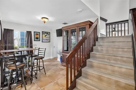 8815 Woodside Court Davie FL 33328