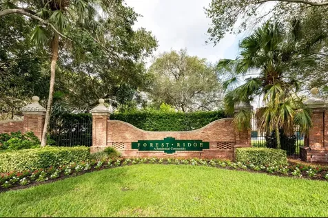 8815 Woodside Court Davie FL 33328