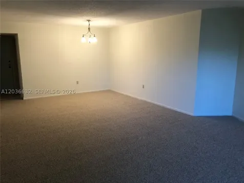 10852 N Kendall Drive Miami FL 33176