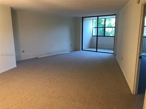 10852 N Kendall Drive Miami FL 33176