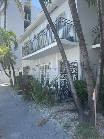 1611 West Avenue Miami Beach FL 33139