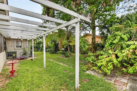 6961 NW 20th Court Margate FL 33063