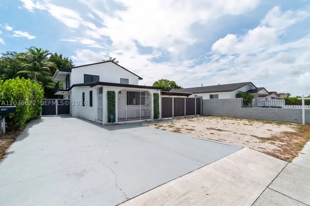 2729 SW 67th Avenue Miami FL 33155