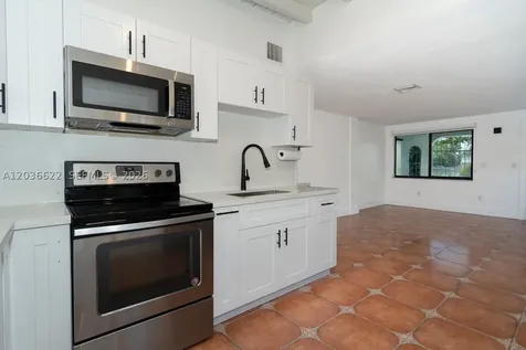 2729 SW 67th Avenue Miami FL 33155