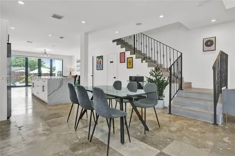 3022 SW 17th Street Miami FL 33145