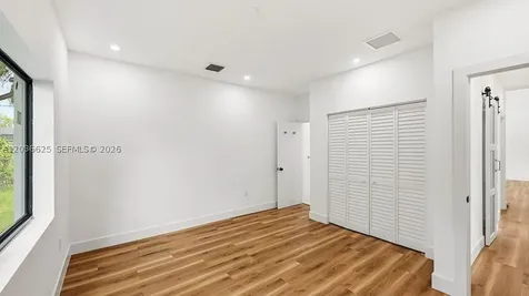 1140 NE 201st Terrace Miami FL 33179