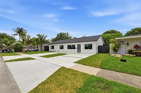 1140 NE 201st Terrace Miami FL 33179
