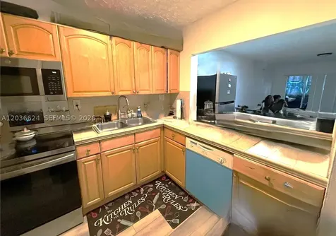 6070 W 18th Avenue Hialeah FL 33012