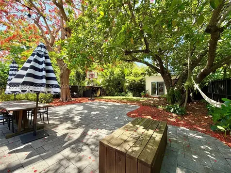 454 NE 76th Street Miami FL 33138