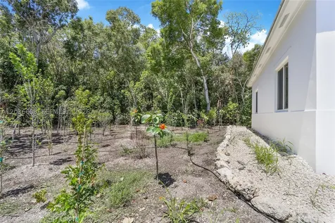 5 Bowen Drive Key Largo FL 33037