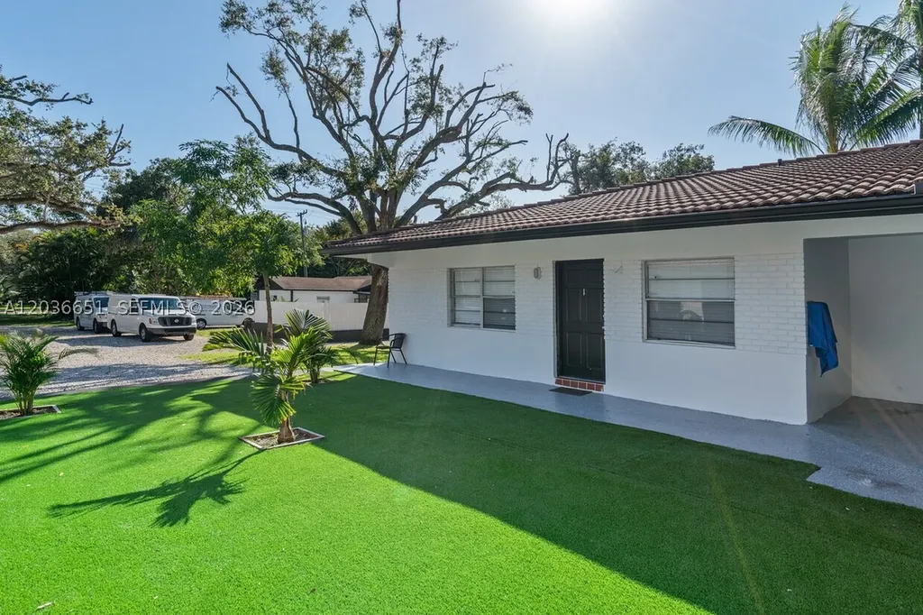 3315 SW 15th Avenue Fort Lauderdale FL 33315
