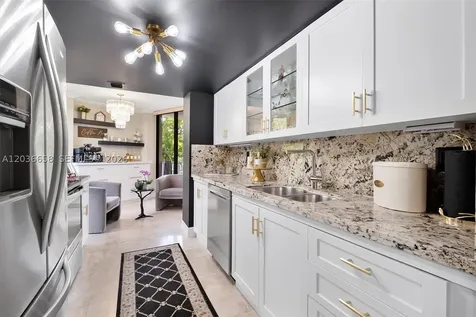 1000 Quayside Terrace Miami FL 33138