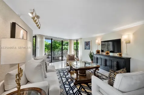 1000 Quayside Terrace Miami FL 33138
