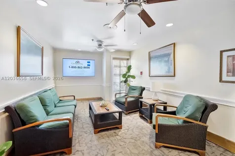 1000 Quayside Terrace Miami FL 33138