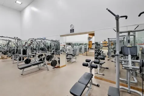 1000 Quayside Terrace Miami FL 33138