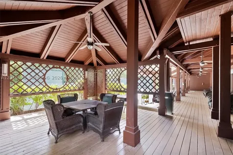 1000 Quayside Terrace Miami FL 33138