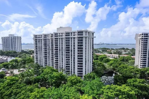 1000 Quayside Terrace Miami FL 33138