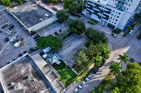 275 NE 18th Street Miami FL 33132