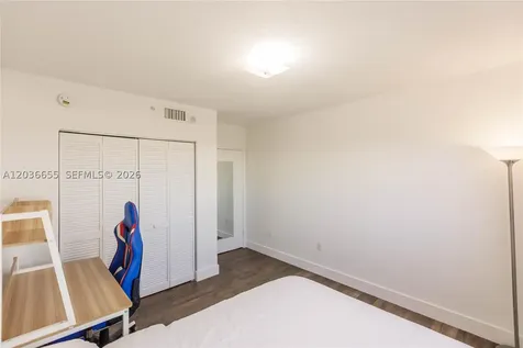 19501 W Country Club Drive Aventura FL 33180