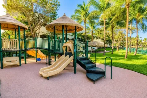 19501 W Country Club Drive Aventura FL 33180