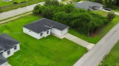 6048 Stratton Road Fort Myers FL 33905