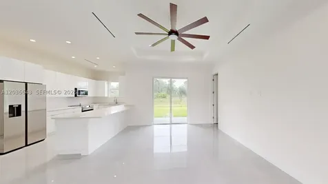 6048 Stratton Road Fort Myers FL 33905