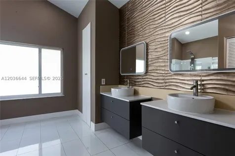 1171 Laguna Springs Drive Weston FL 33326