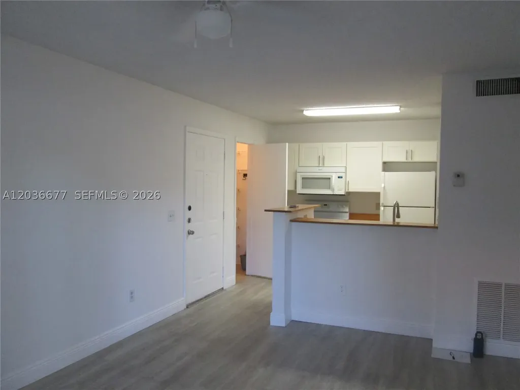 4361 W Mcnab Road Pompano Beach FL 33069