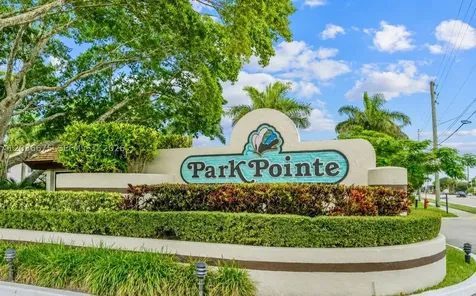 3380 Lucerne Park Drive Green Acres FL 33467