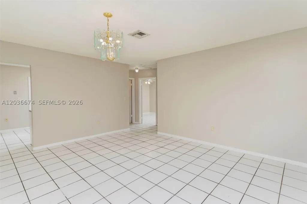 6331 Pierce Street Hollywood FL 33024