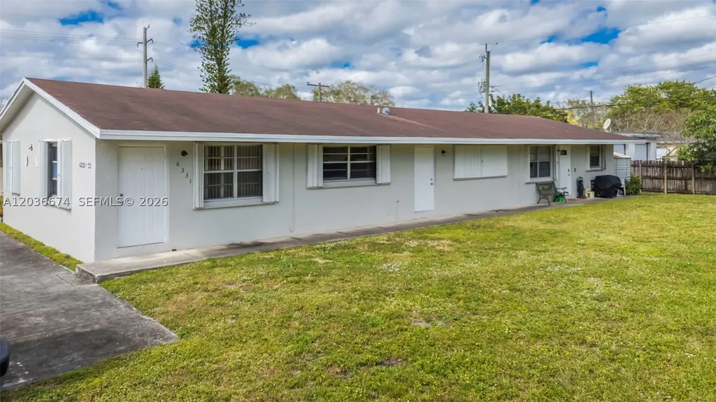 6331 Pierce Street Hollywood FL 33024
