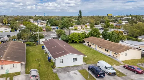 6331 Pierce Street Hollywood FL 33024
