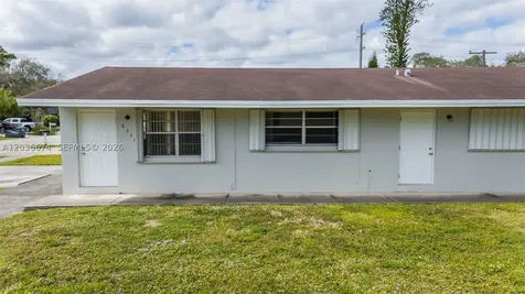 6331 Pierce Street Hollywood FL 33024