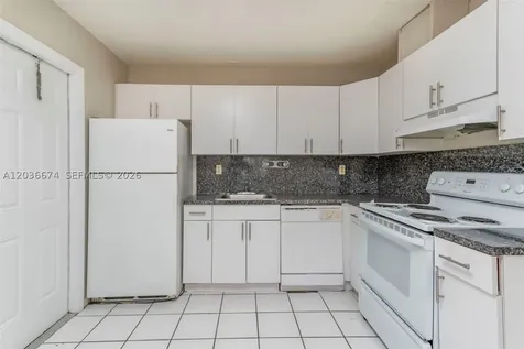 6331 Pierce Street Hollywood FL 33024