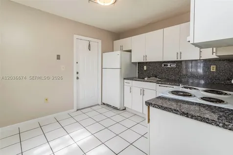 6331 Pierce Street Hollywood FL 33024