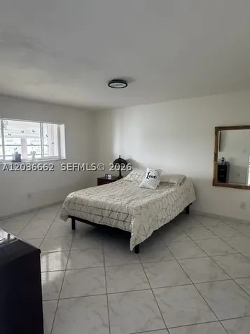 1530 NE 191st Street Miami FL 33179