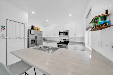 2632 SE 11th Court Homestead FL 33035